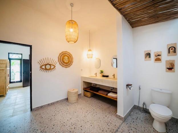 Villa Dadirri - In The Heart Of Seminyak - Walking Distance From Restaurants, Bars And Beach - Perfect Location Экстерьер фото